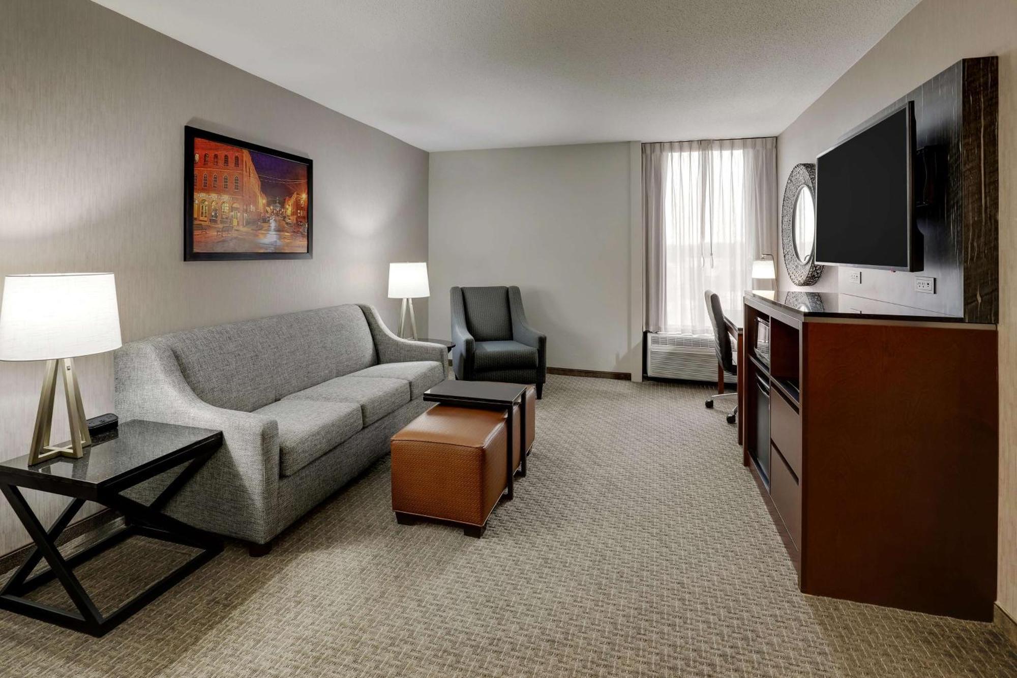 Drury Inn & Suites Кейп-Жирардо Экстерьер фото